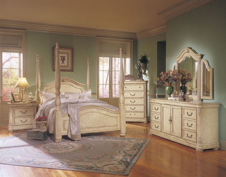 antique white bedroom furniture (With images) | Vintage bedroom .