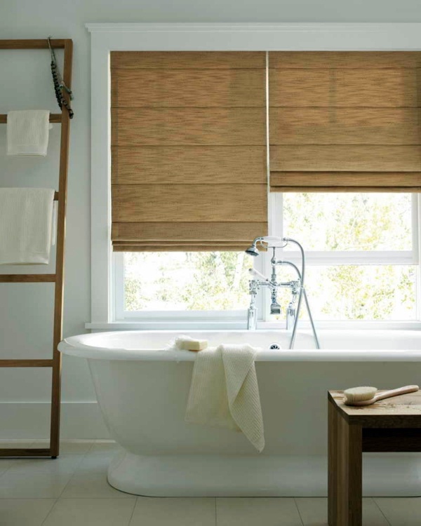 Blinds for bathroom windows – shutters and window decoration .