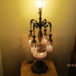 1960'S RARE ANTIQUE VINTAGE BRASS & CRYSTAL CHANDELIER TABLE LAMP .