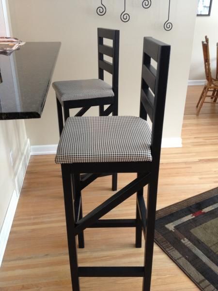 Extra tall bar stool | DIY-- could cover with a cute print? | Diy .