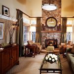 How To Decorate A Family Room, Traditional Living Room Decorating .