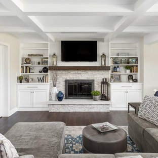 75 Beautiful Family Room With A Standard Fireplace Pictures .