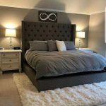 Stunning Small Master Bedroom Decorating Ideas (With images .