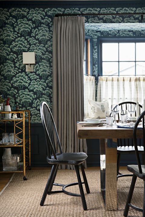 18 Dining Room Wallpaper Ideas That'll Elevate All Your Dinner Parti