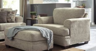 Monday Matters: The Perfect Reading Chair | Living room chairs .