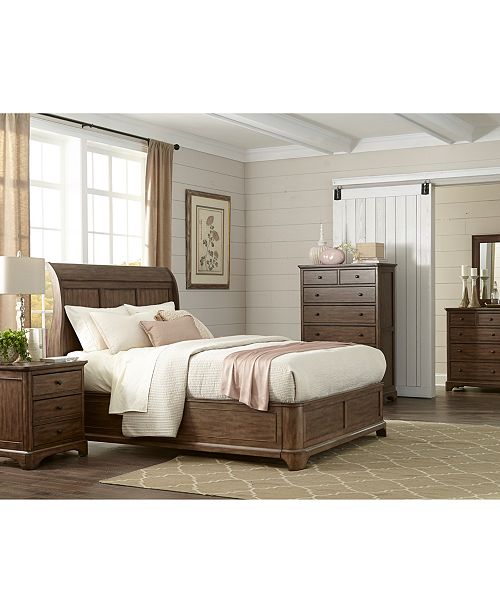Furniture Gunnison Solid Wood Bedroom Furniture Collection .