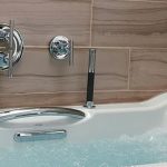 The Best Walk-In Bathtubs and Showers for Seniors - 2018 Revie