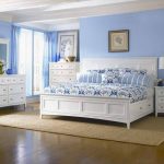 white bedroom furniture - Vintage Dec