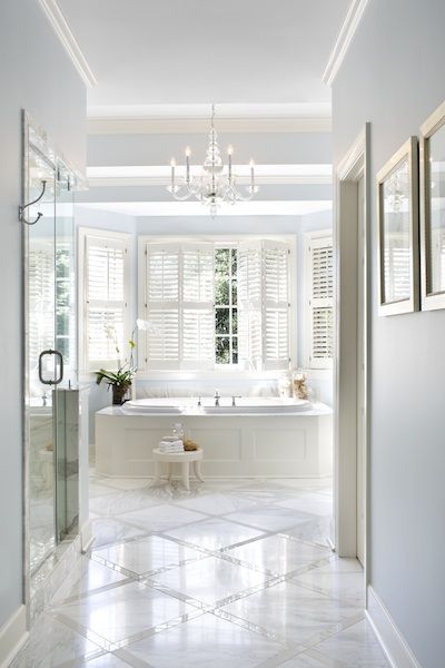 Pretty Old Houses: Bathroom Chandeliers | White marble bathrooms .