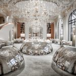 10 Beautiful Chandeliers for a Hotel Desi