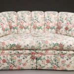 A MODERN FLORAL-CHINTZ UPHOLSTERED SOFA AND | #15267