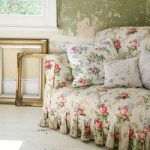 I love this old English #slipcovered #chintz #sofa | Floral sofa .