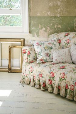 Chintz Sofas And Chairs