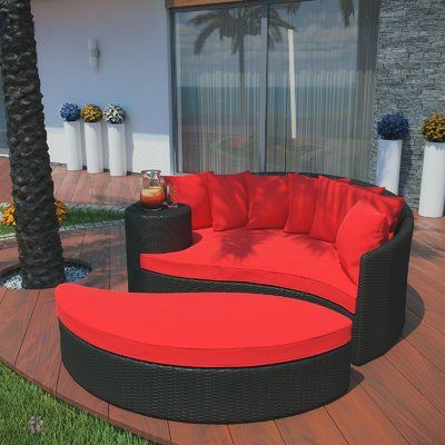 Greening Outdoor Daybeds With Ottoman Cushions