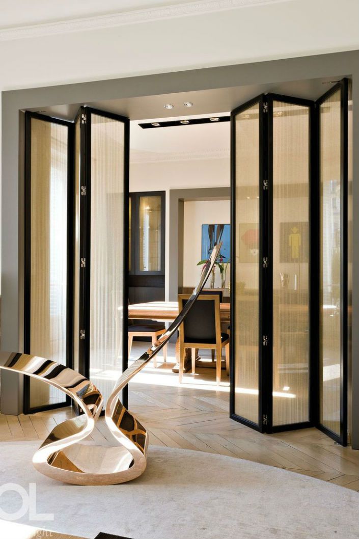 Maximizing Space and Style: The Benefits of Using Folding Doors as Interior Room Dividers