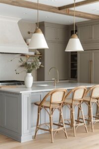 Creative Design Ideas for Kitchen Stools: From Contemporary to Rustic ...