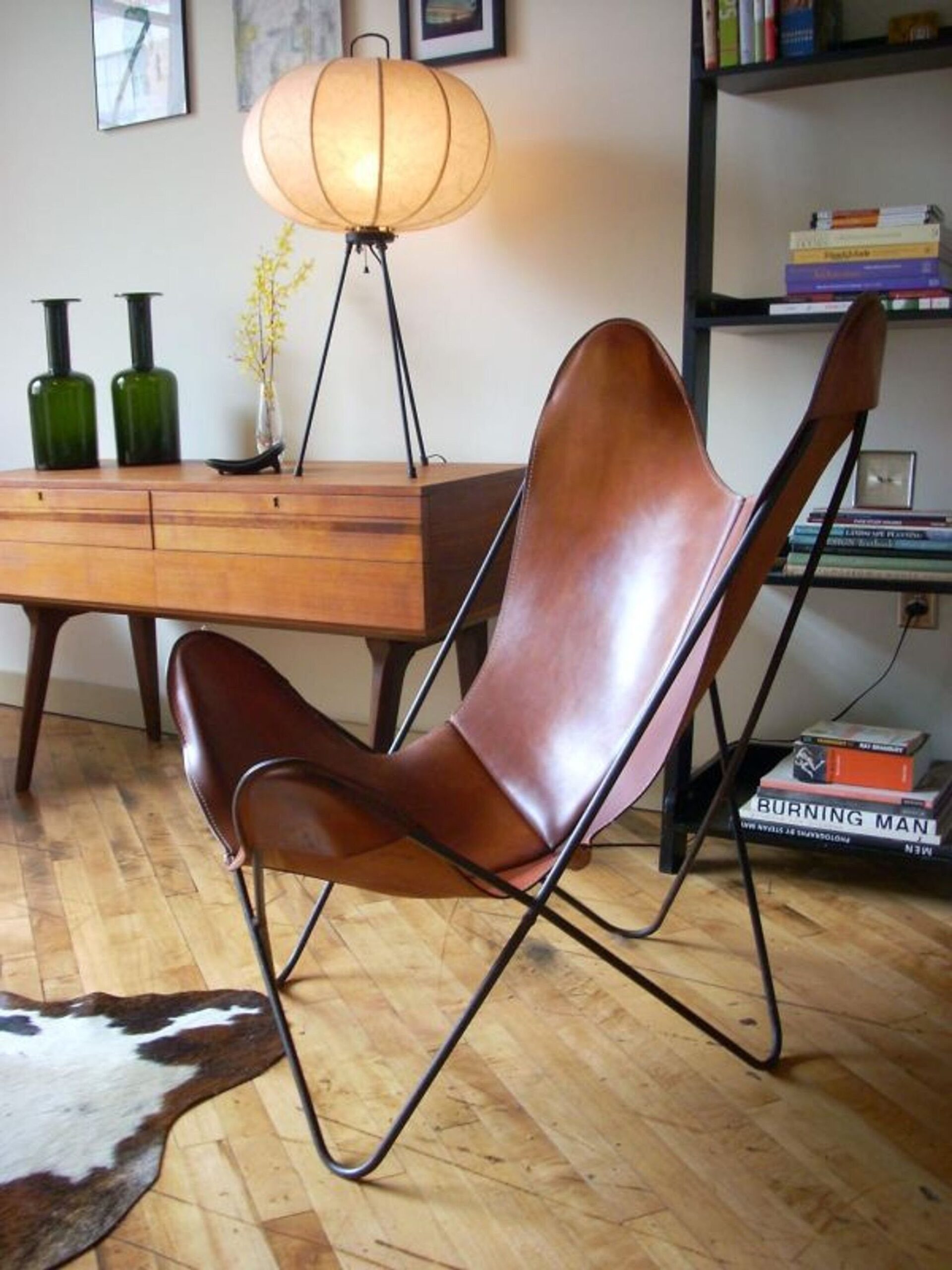 Classic Comfort and Style: The Timeless Appeal of the Brown Leather Butterfly Chair