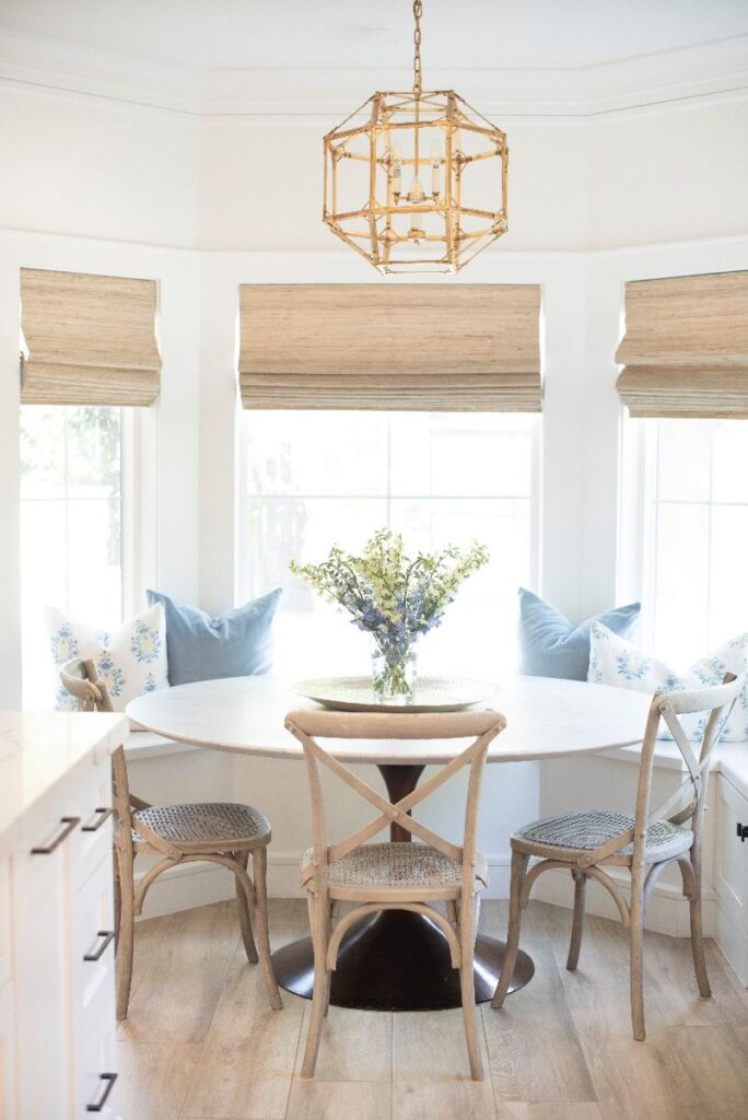 Create-a-Cozy-and-Stylish-Breakfast-Nook-with-a-Table.jpg
