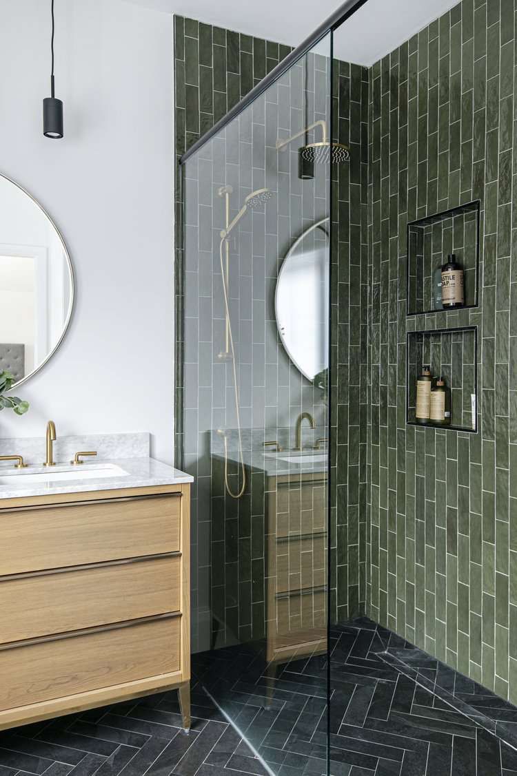 Creative Solutions: Bathroom Wall Tile Ideas for Small Spaces