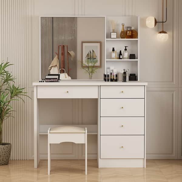 Discover the Perfect Storage Solution: Dresser with Mirror and Shelves