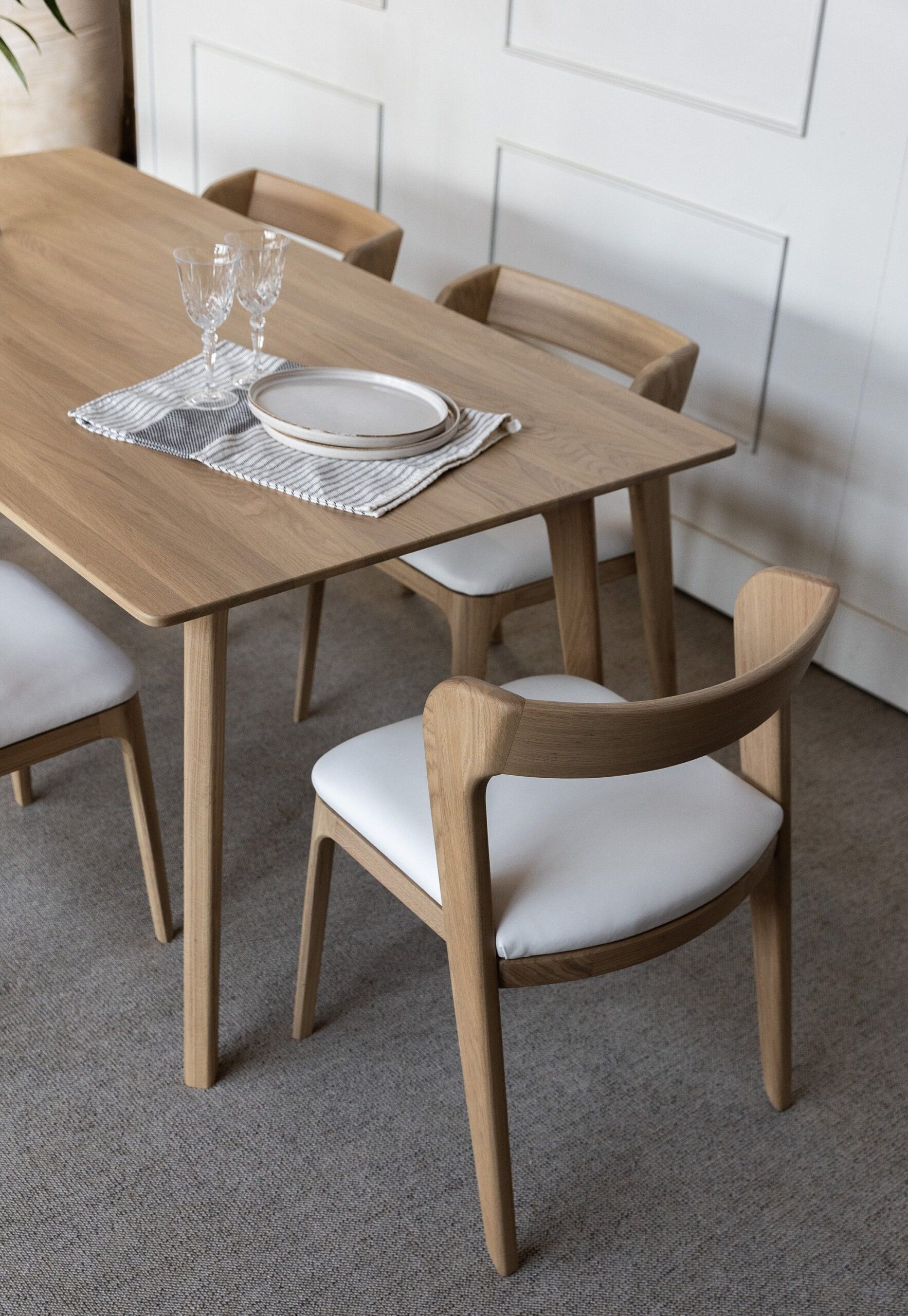 Elevate Your Dining Experience with Stunning Kitchen and Dining Room Table Sets
