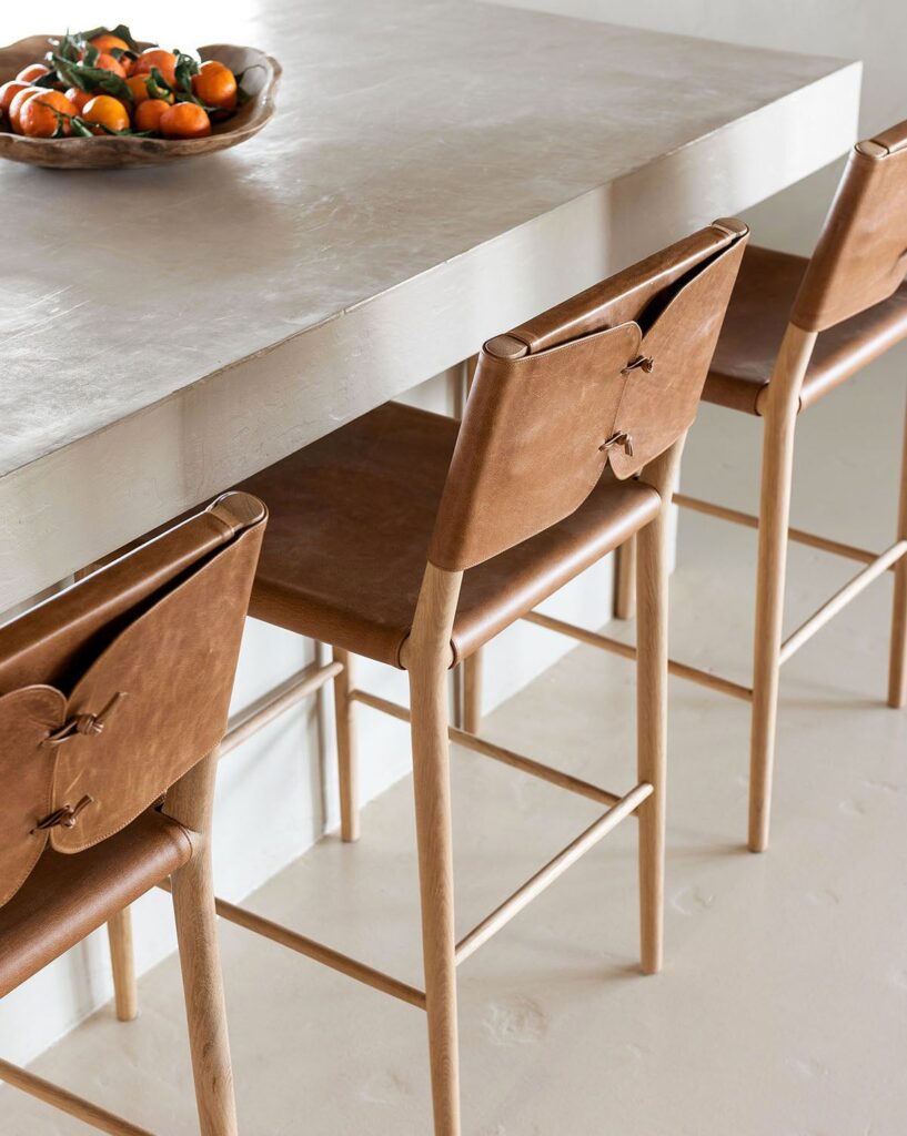 Elevate-Your-Seating-The-Benefits-of-Counter-Height-Bar-Stools.jpg