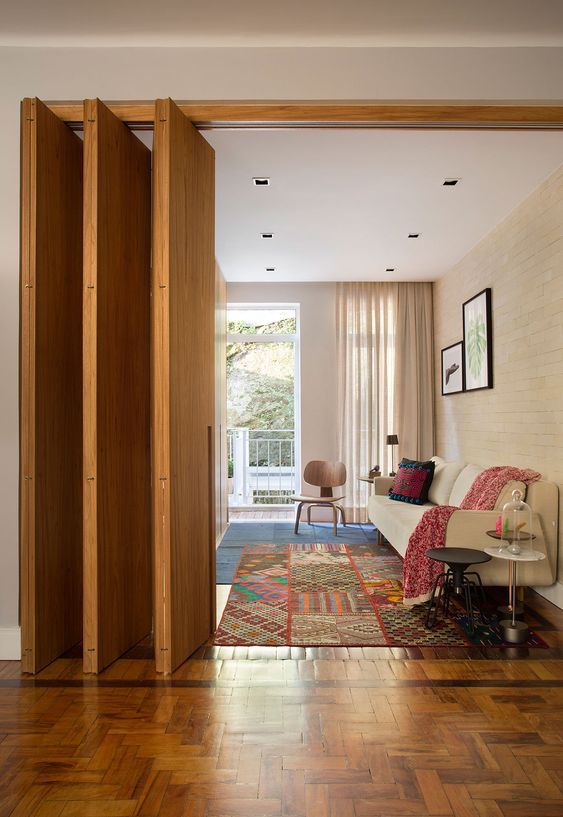 Maximizing Space and Style: The Benefits of Using Folding Doors as Interior Room Dividers
