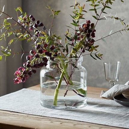 Modern Marvels: Creative and Chic Centerpieces for Your Dining Table ...