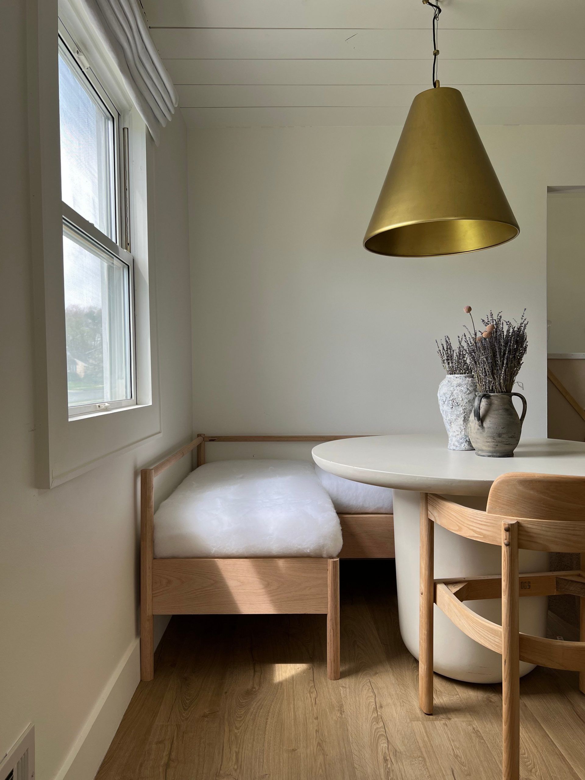 breakfast nook table with bench