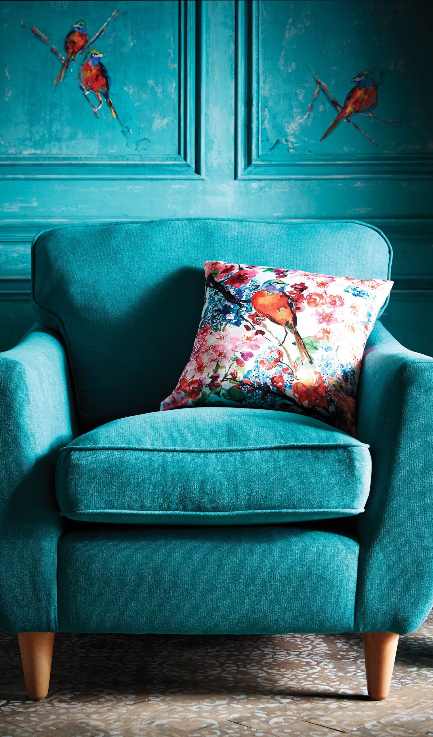 The Timeless Elegance of Turquoise Sofas: A Stunning Addition to Any Home Decor