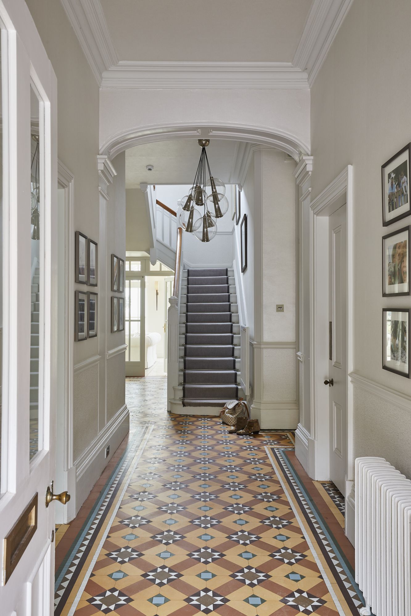 The Trendy Touch: Enhancing Your Space with Contemporary Hall Runners