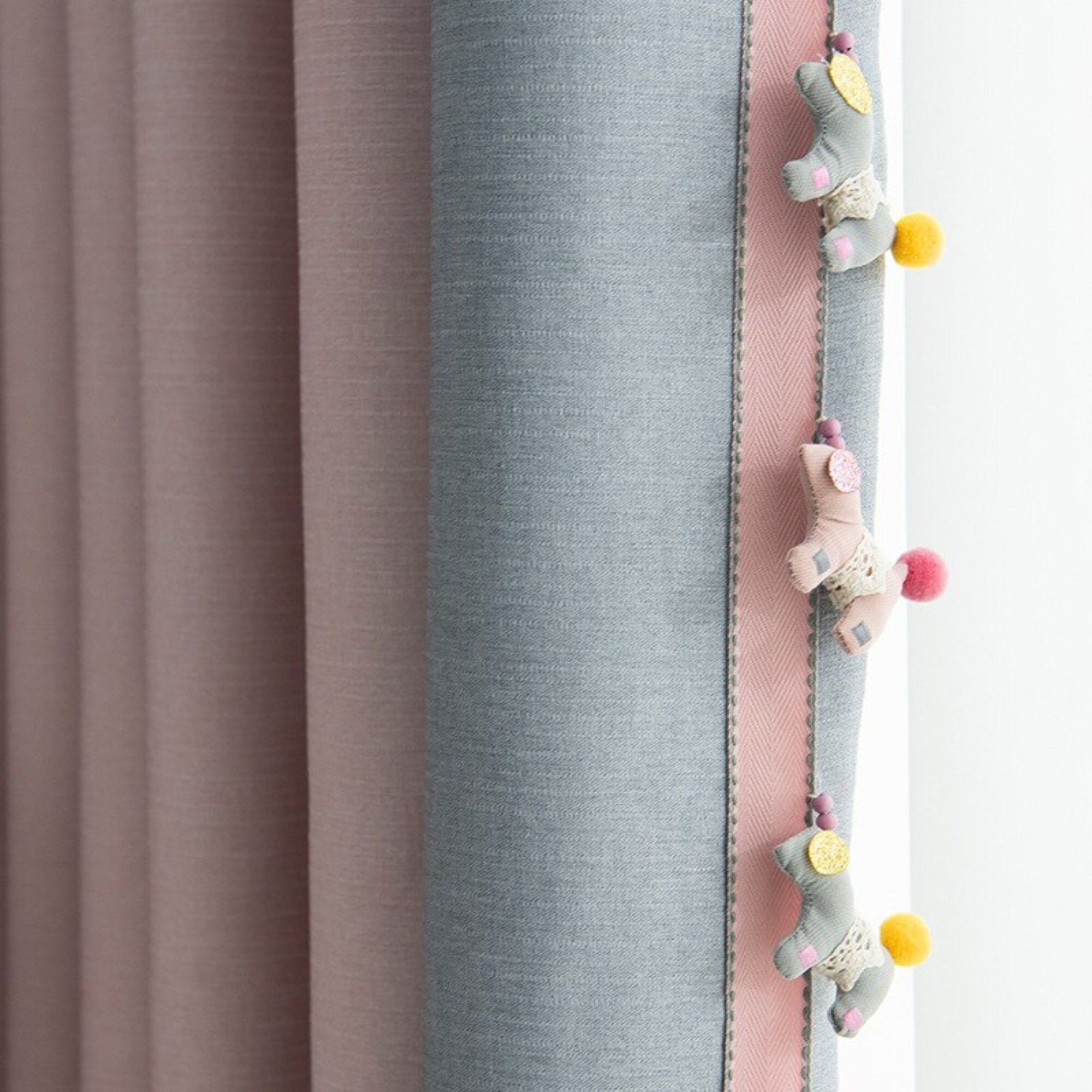 The Ultimate Guide to Finding the Best Kids Curtains for Their Bedroom