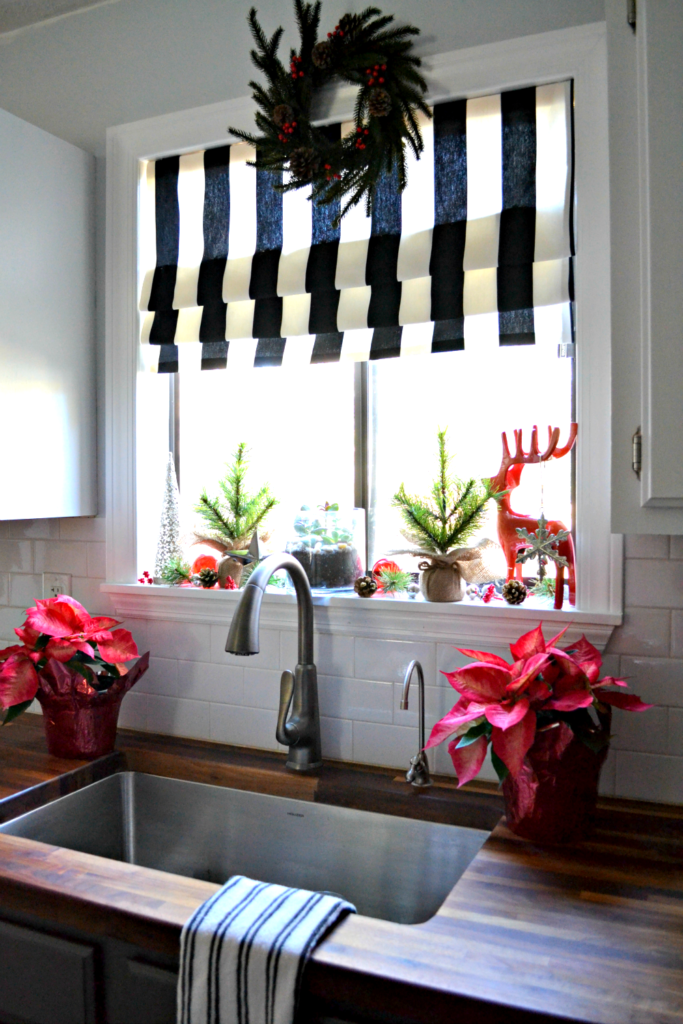 black and white kitchen curtains