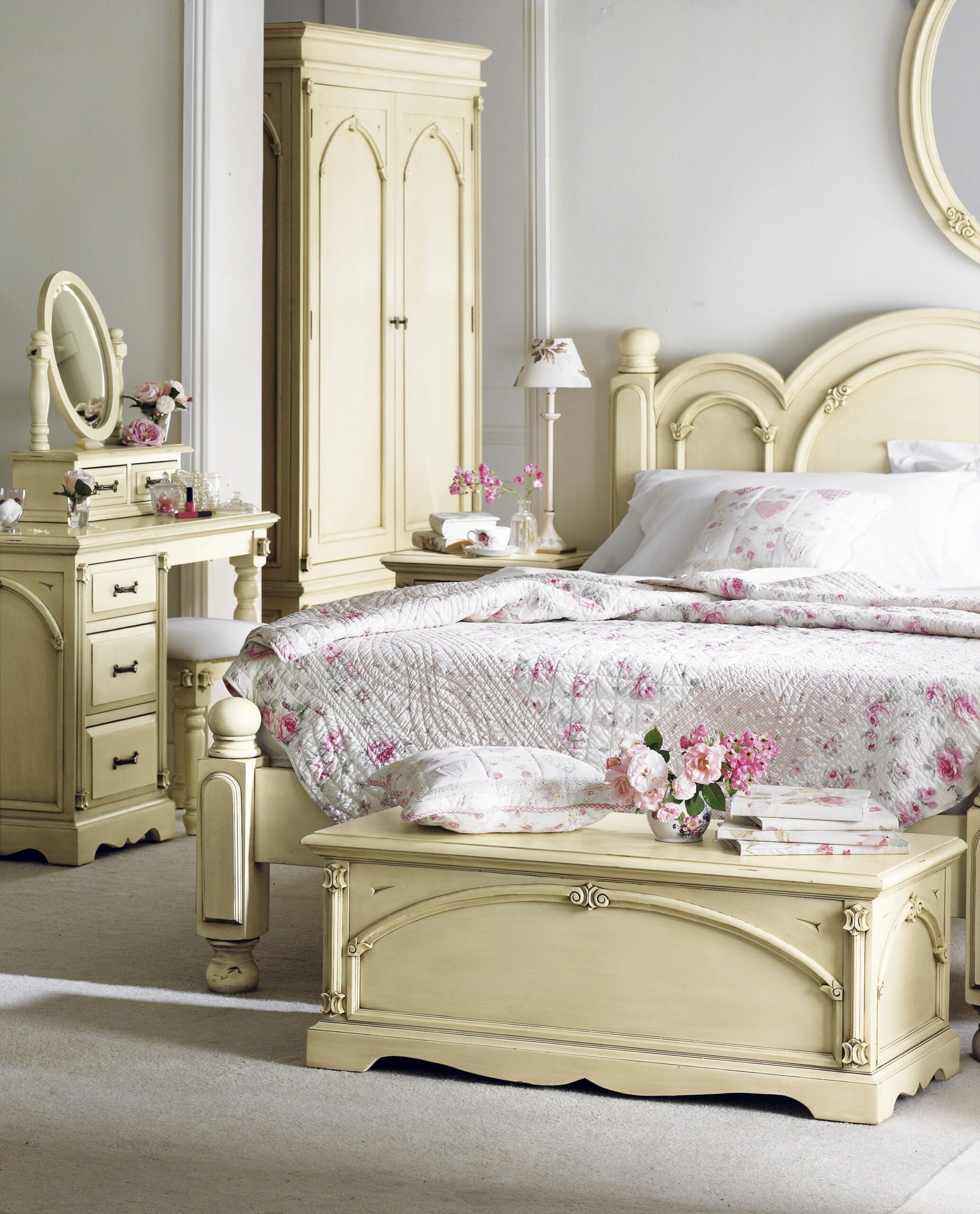 Transform Your Bedroom with Charming Shabby Chic Furniture Sets