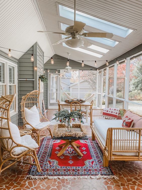 Transforming Your Screened-In Porch: Innovative Design Ideas and Solutions