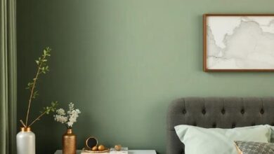 25 Inspiring Ideas for an Elegant Bedroom in Sage Green and Copper Décor