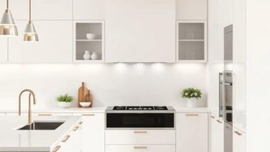 29 Stunning Features of High-End Kitchens in Elegant Ivory and Pearl Tones