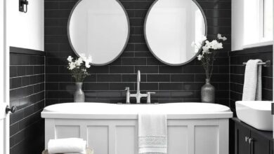 25 Stunning Black and White Farmhouse Bathroom Ideas for Timeless Elegance
