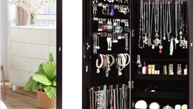 Our Take on the COSTWAY Jewelry Holder: Space, Style & Function