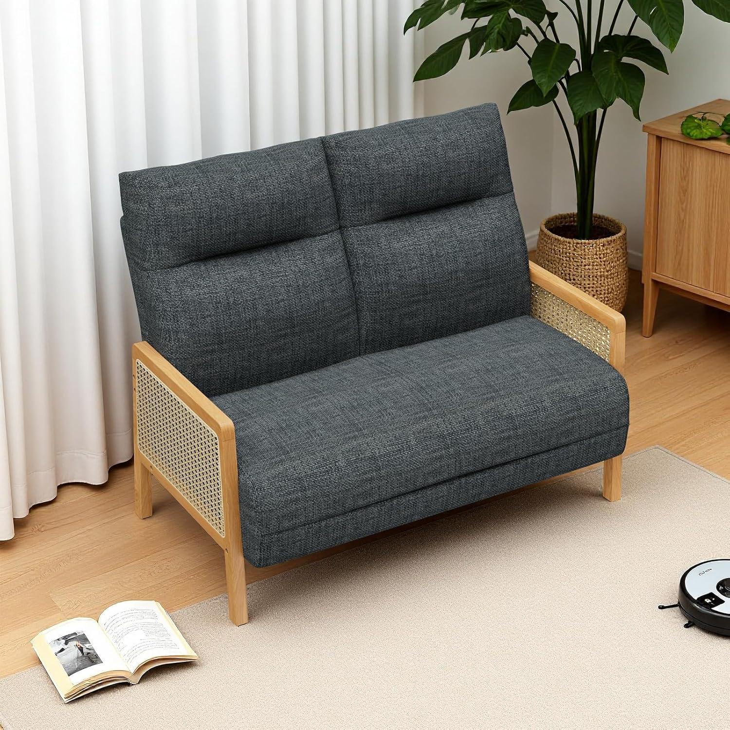 Our take on the⁢ Loveseat with Rattan arms: Stylish & Space-Savvy