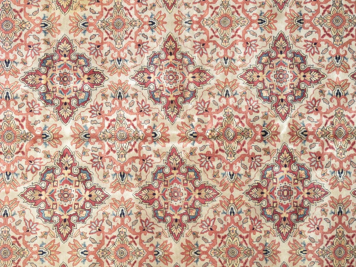 Why We Love the⁤ Pasargad Lavar Hand-Knotted Lamb's Wool Rug