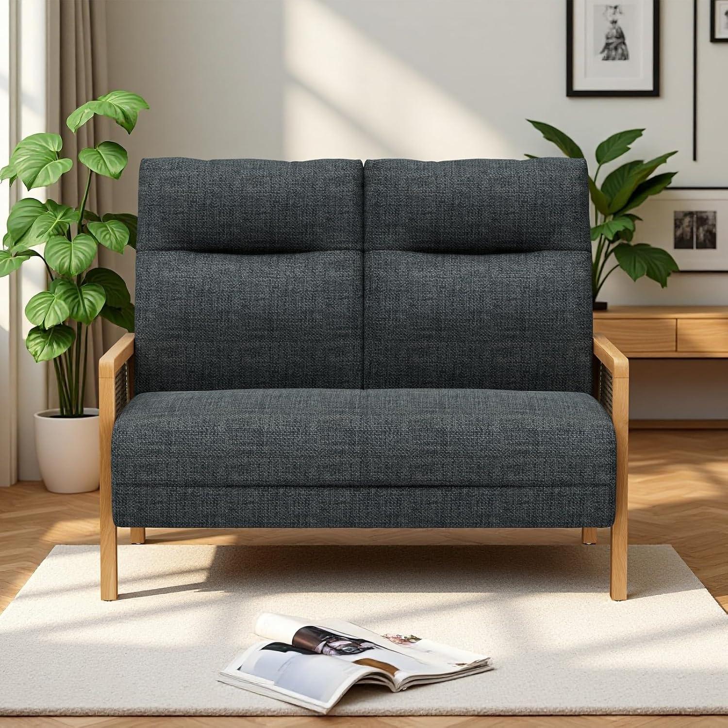 Our Take on the Loveseat⁣ with Rattan ⁤Arms:​ Stylish & Space-Savvy