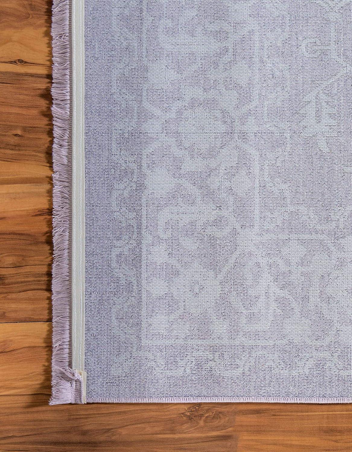 How We⁤ loved the Unique Loom‍ Vintage Rug's Classic Purple Charm