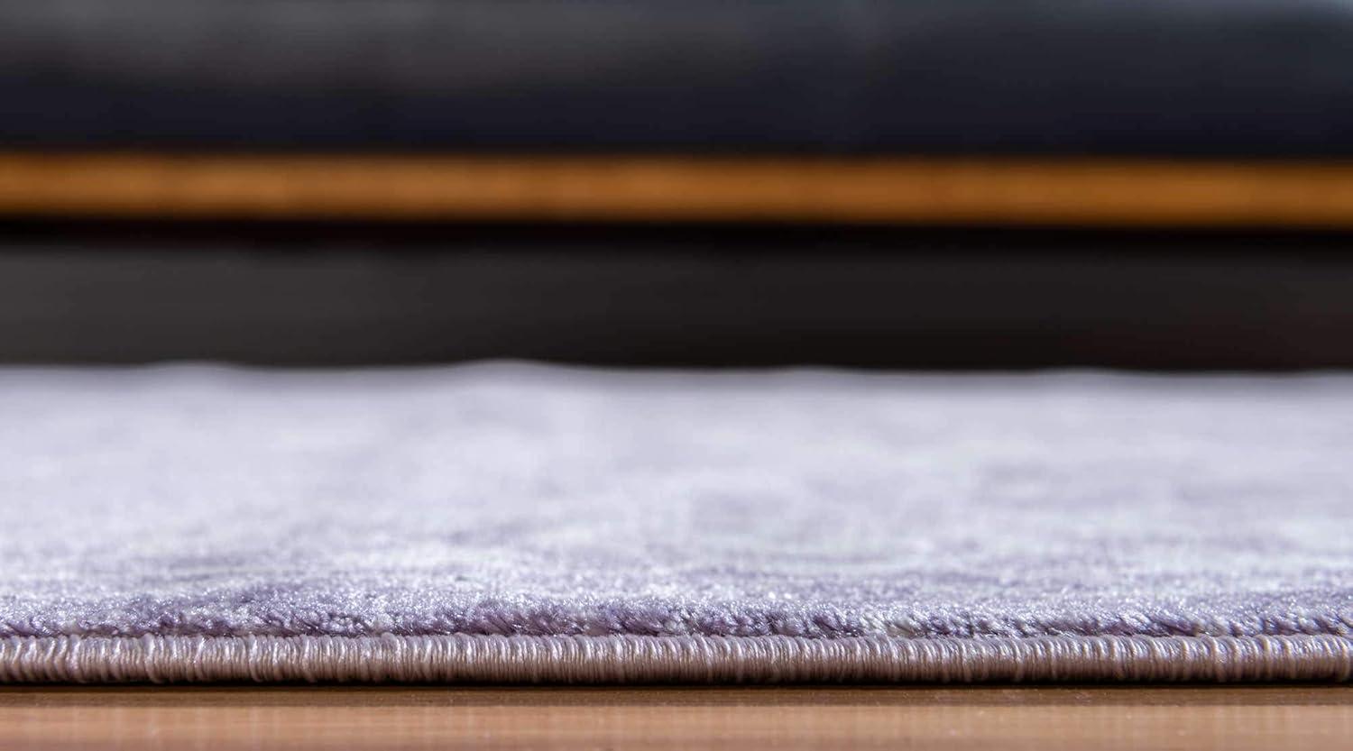 How We‍ Loved the Unique Loom Vintage Rug's Classic Purple Charm