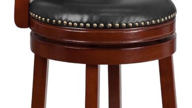Why We Recommend the Flash Furniture Dark Cherry Swivel Stool