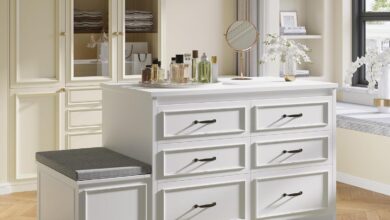 Maximizing Space And Style With The Ecacad Closet Island Bench