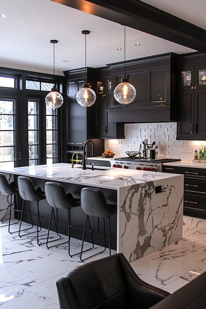 Striking Two-Tone Kitchen Designs